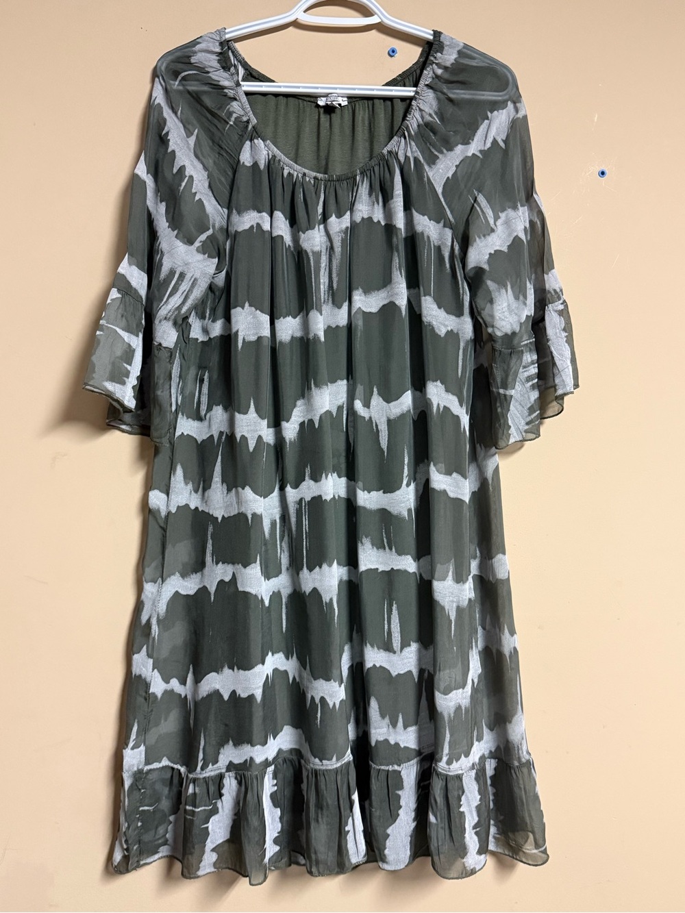 Rosemunde Olive Green Tie-Dye Ruffle Sleeve Dress
Size Medium